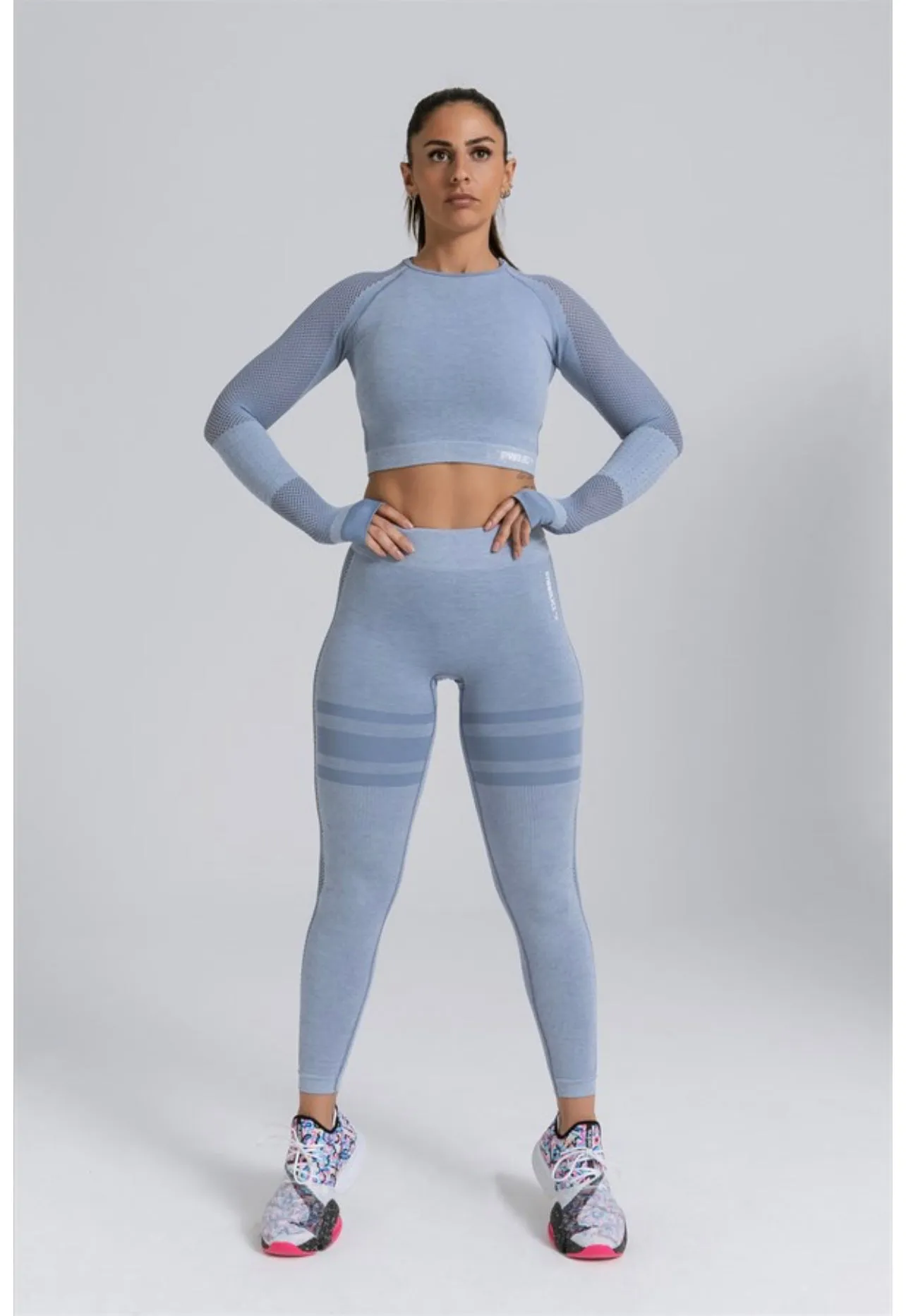 Gymwolves Women Long Sleeve Seamles Sports Tshirt | Light Grey | Crop Tops | Queen Series |