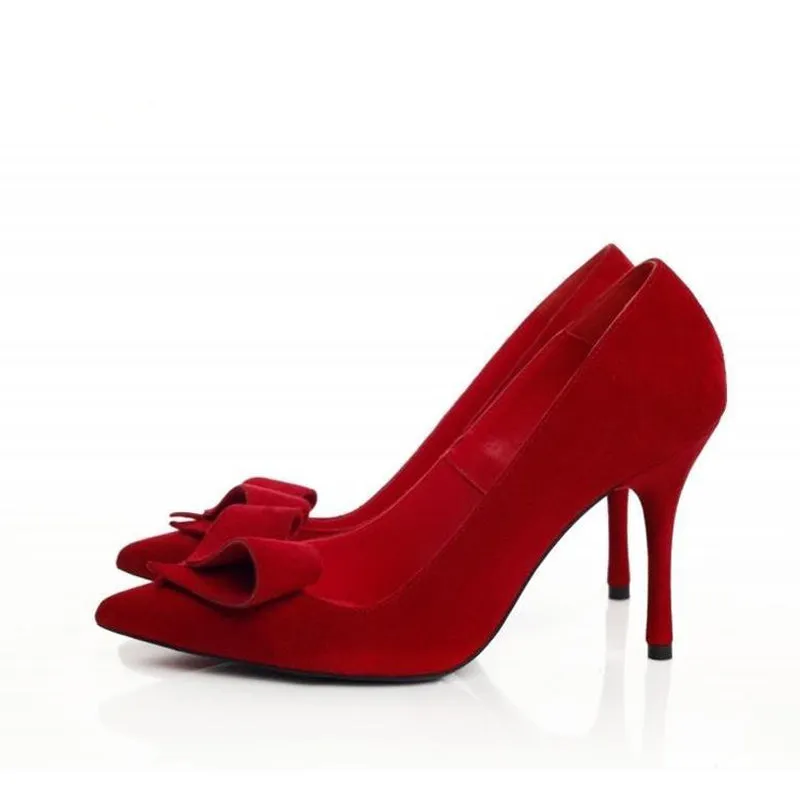 SHR Queen of Hearts red suede pumps