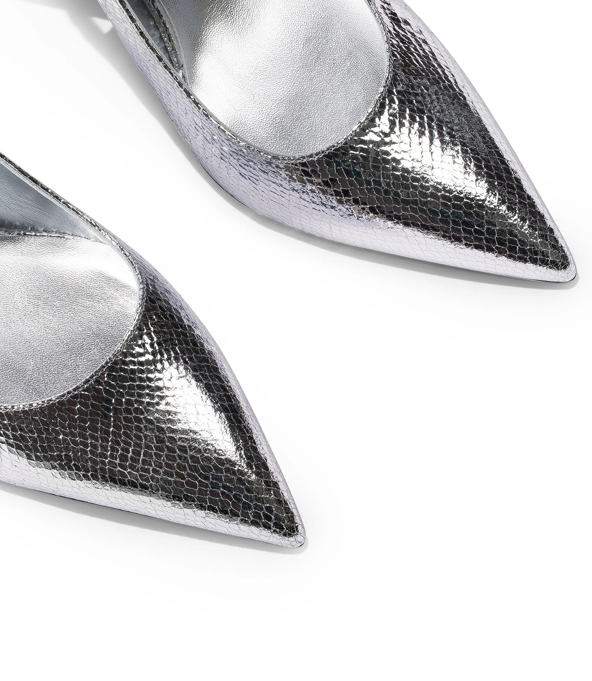 Silver-tone animalier patent leather slingback pumps
