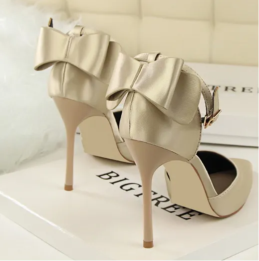 Tillbuy Bow Knot Strap Pumps