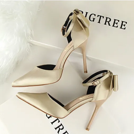 Tillbuy Bow Knot Strap Pumps