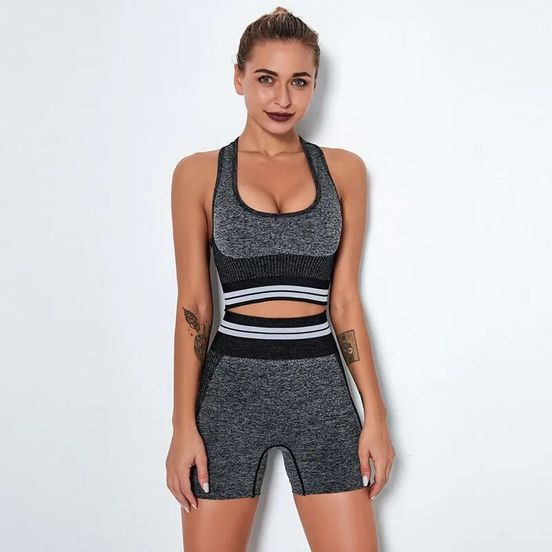 Vital Yoga Sport Bra & Shorts Set